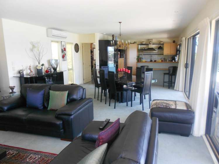 787 Whangaparaoa Road Manly_8