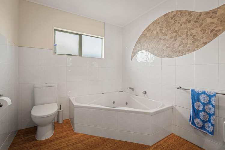 12 Hereford Place Waihi Beach_17