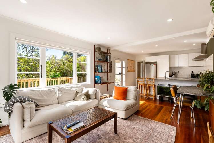 57 Nottingham Street Karori_13