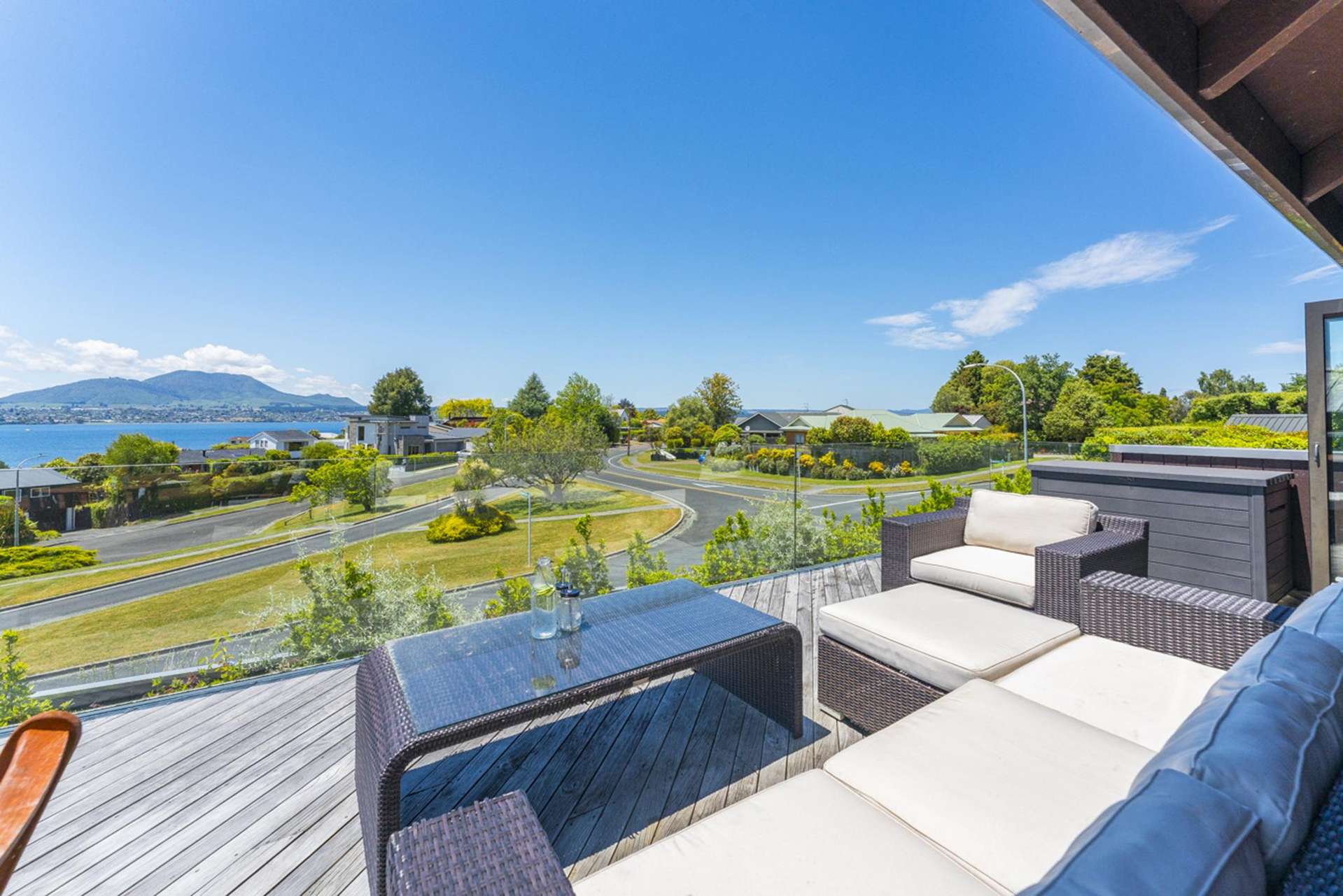 1/11 Krissell Place Acacia Bay_0