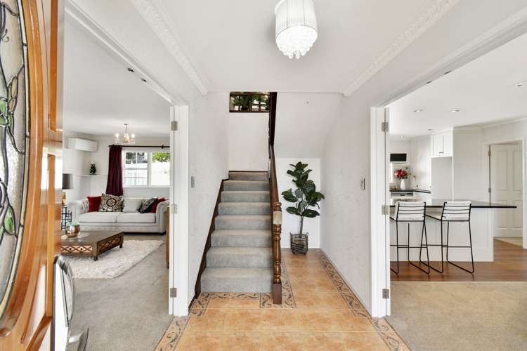 2 Rochas Place Clover Park_10