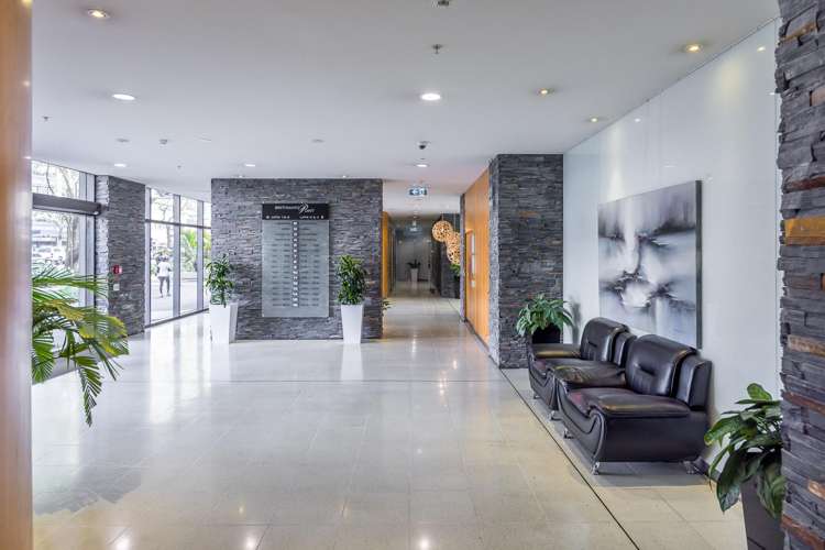 906/18 Beach Road Auckland Central_22