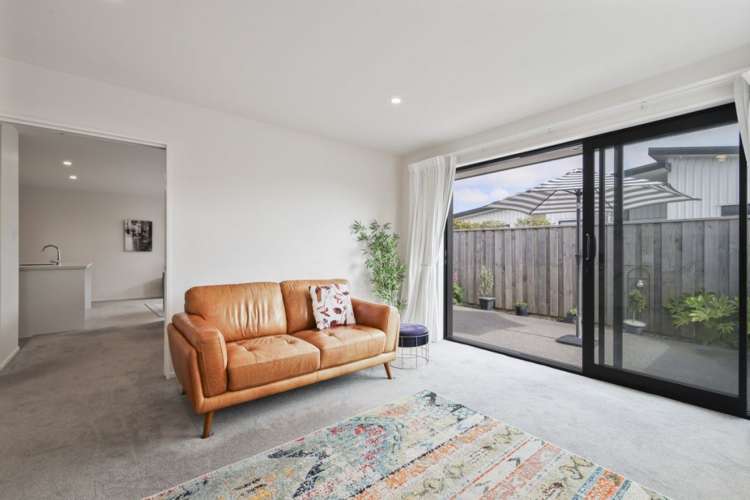 15 Grey View Grove Rangiora_7