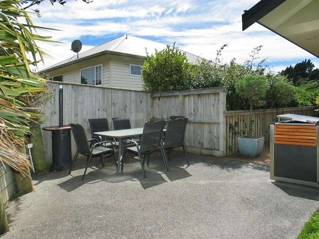 5 Tararua Close Aotea_4