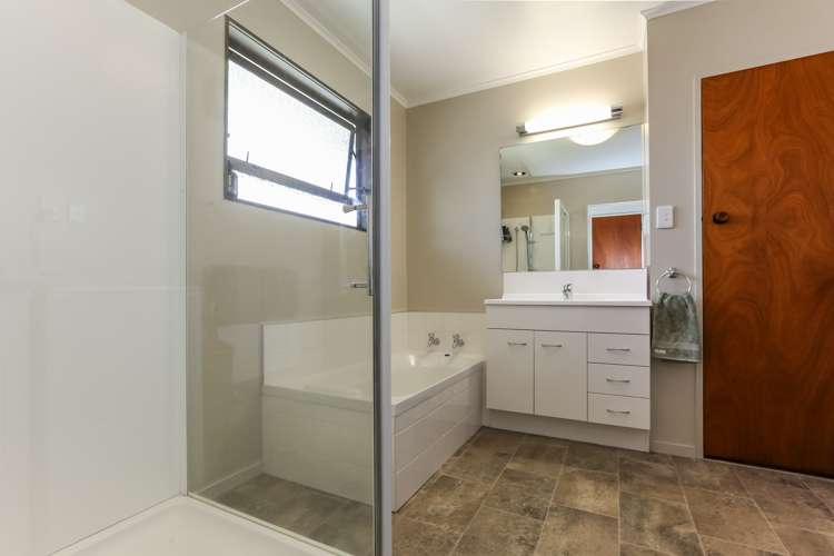 6a Forward Street Greenmeadows_12