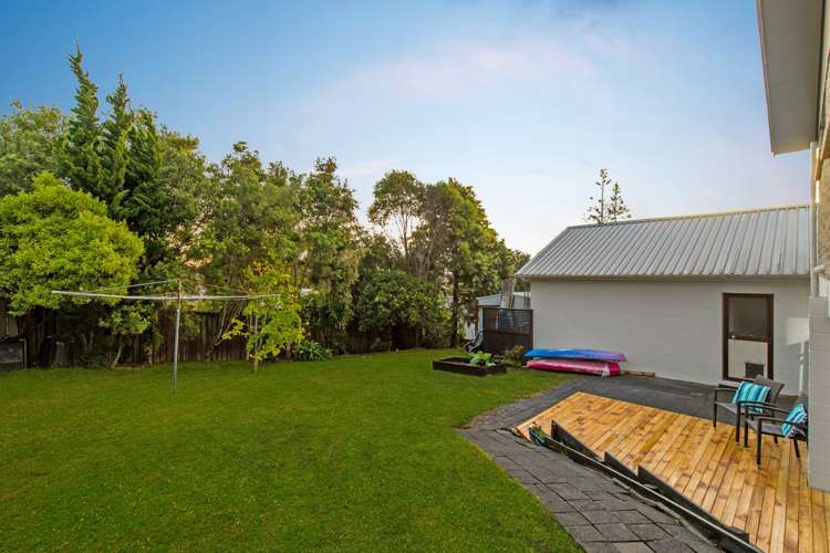 44 Bay Vista Drive Red Beach_19