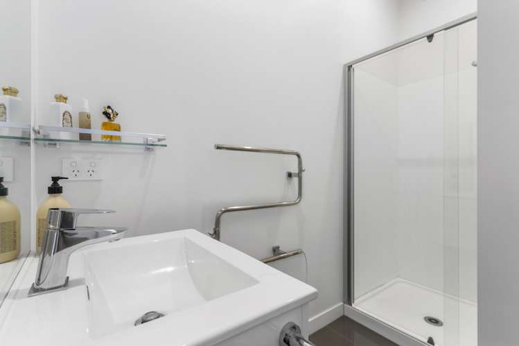 6/50 Ocean View Road Northcote_16