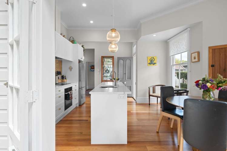 33 Naylor Street Hamilton East_2