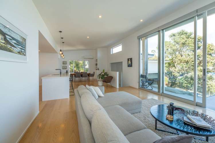 9 Siesta Terrace Gulf Harbour_3