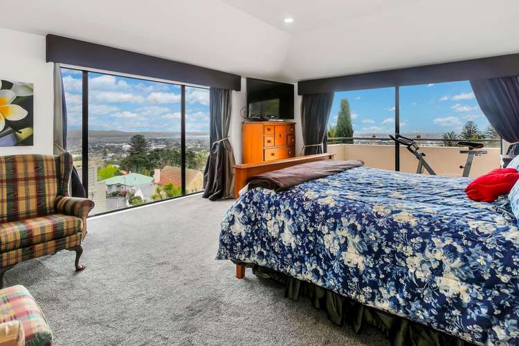 18a Hillside Crescent Mount Eden_11