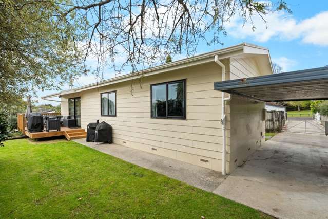 Hayes Paddock Hide Away