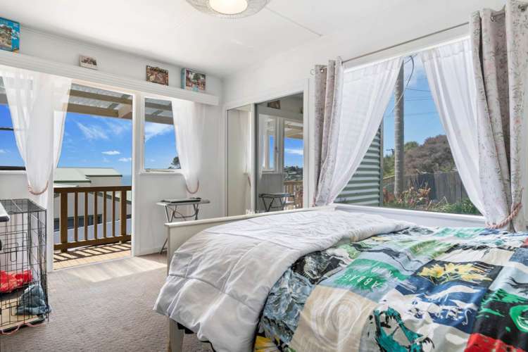 6 Doyly Drive Stanmore Bay_9