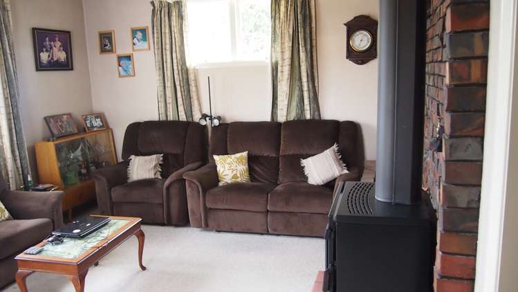 73 Davis Crescent Netherby_2