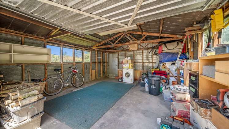 17 Adderley Terrace Ravensbourne_23