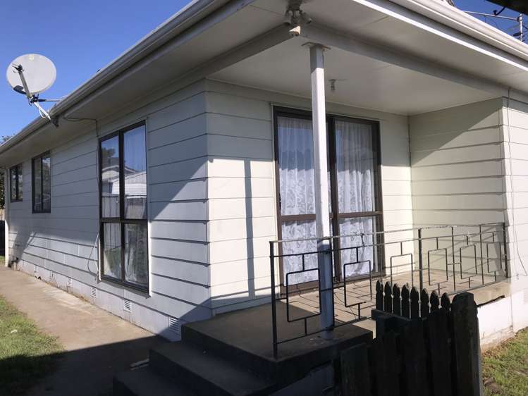 2/9 Mcgreal Place Manurewa_0