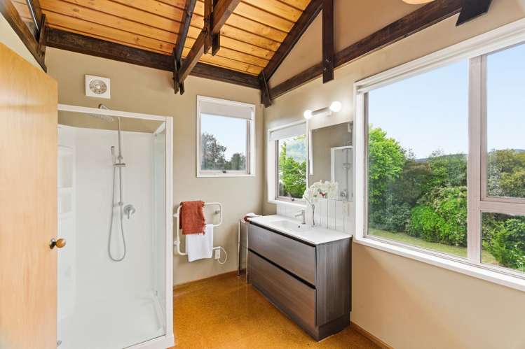 22-24 School Road Tai Tapu_12