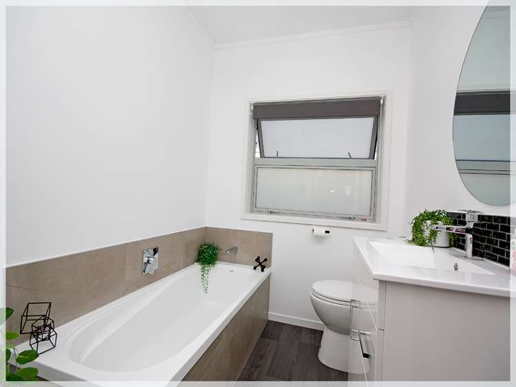 2 Watchorn Place Foxton Beach_14