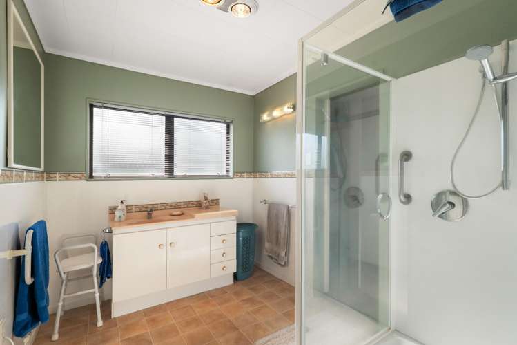 16 Pohutukawa Drive Athenree_25