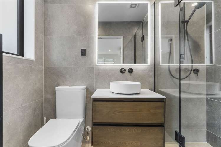 92 Matipo Road Mairangi Bay_11