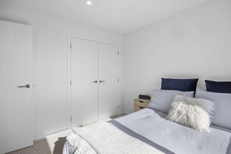 6 Burns Street Westown_21