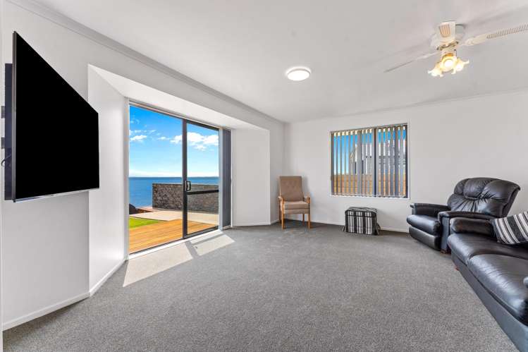 30A Crispe Road Clarks Beach_15