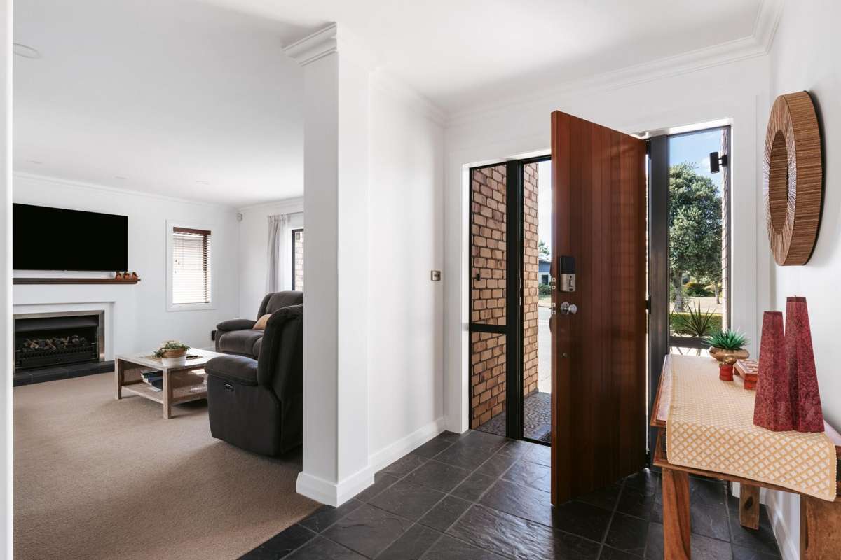 582 Gloucester Road_3