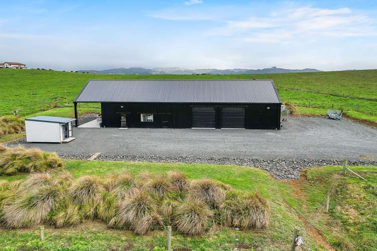 23 Metcalfe Road Ngahinapouri_10