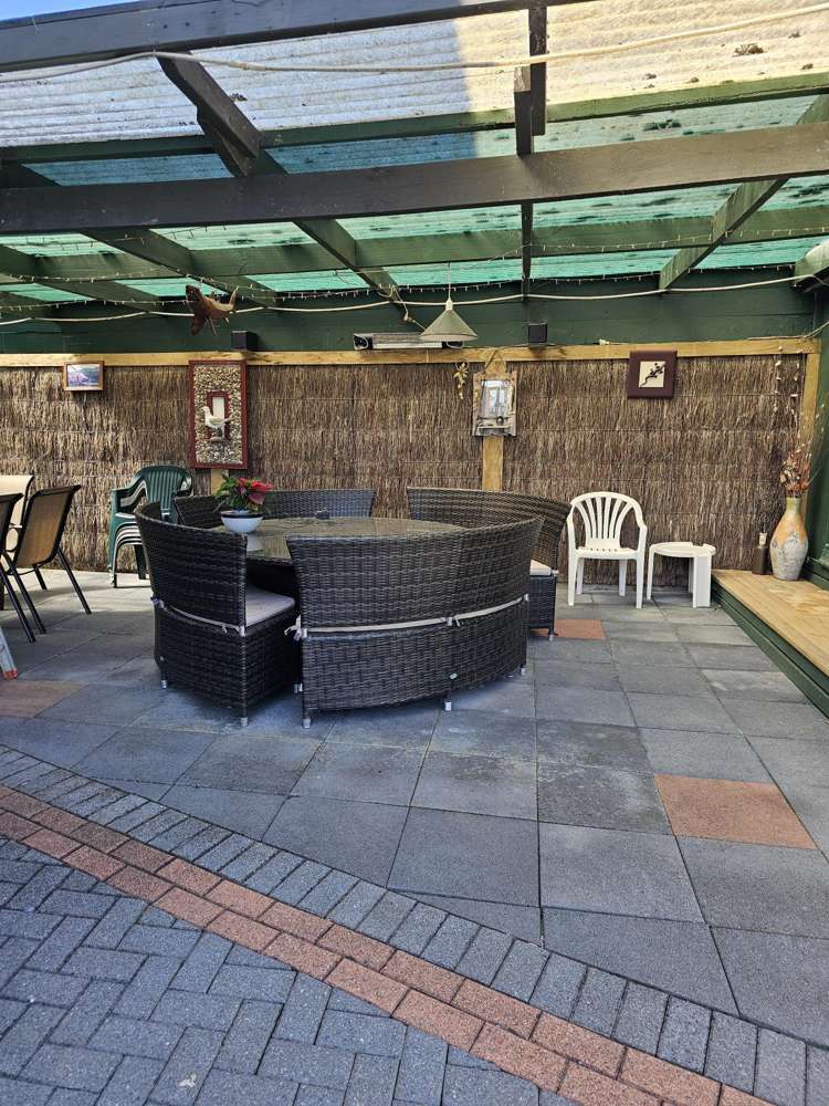 1692 East Coast Road Whakatiwai_17