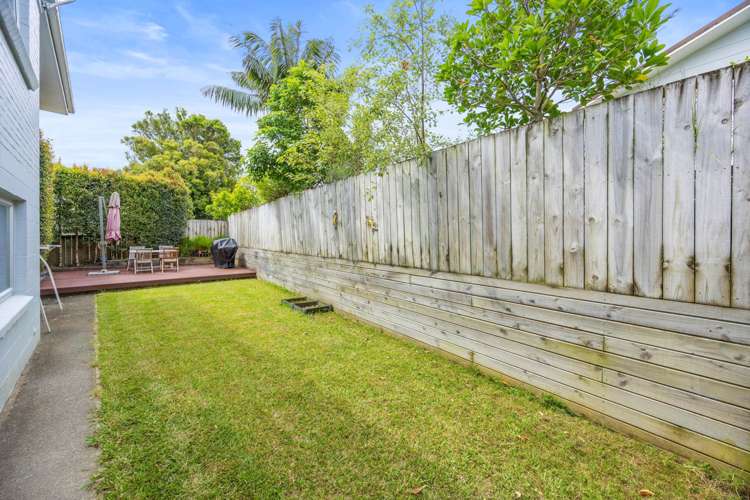 1/3 Bellcroft Place Belmont_15