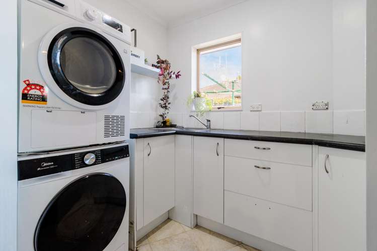 16 Palliser Drive Huntington_17