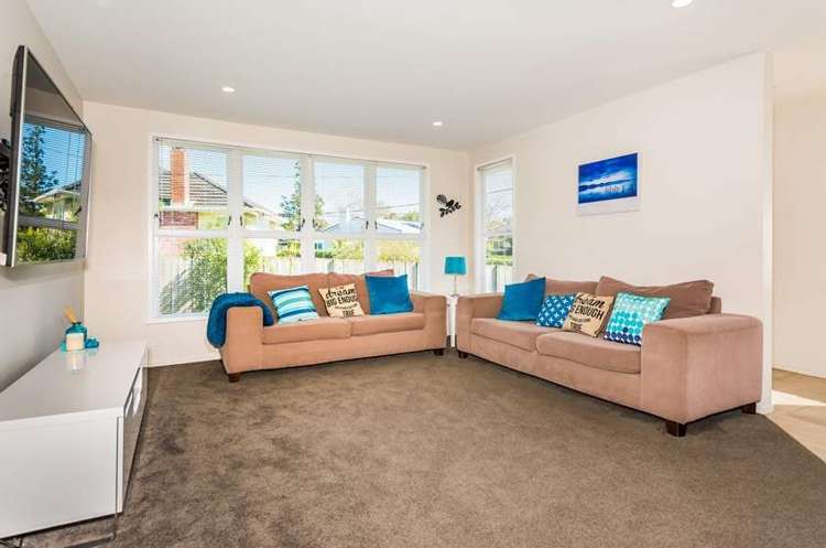 24 Chippendale Crescent Birkdale_5