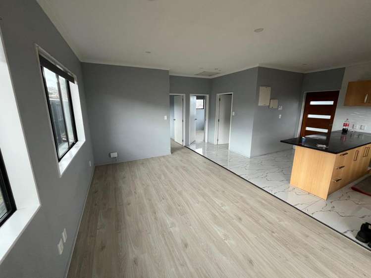 9A Espada Place Clover Park_2