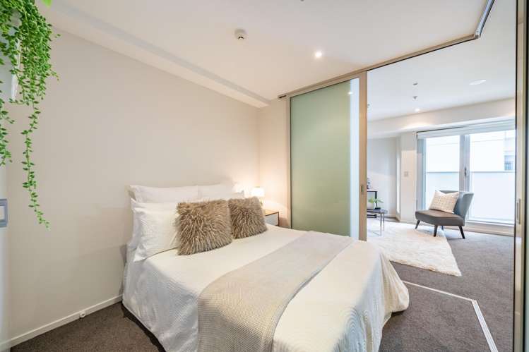 820/74 Taranaki Street_1