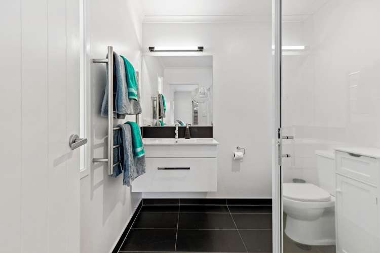 69 Bathurst Crescent Pyes Pa_26