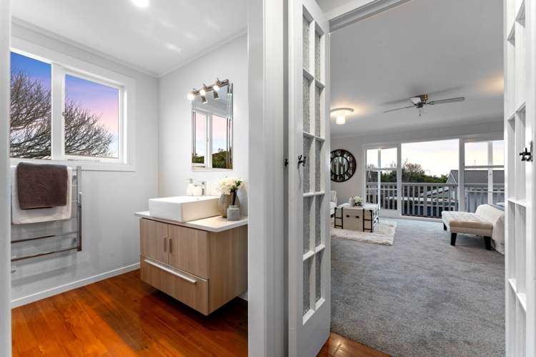 53 Aramoana Avenue Devonport_31