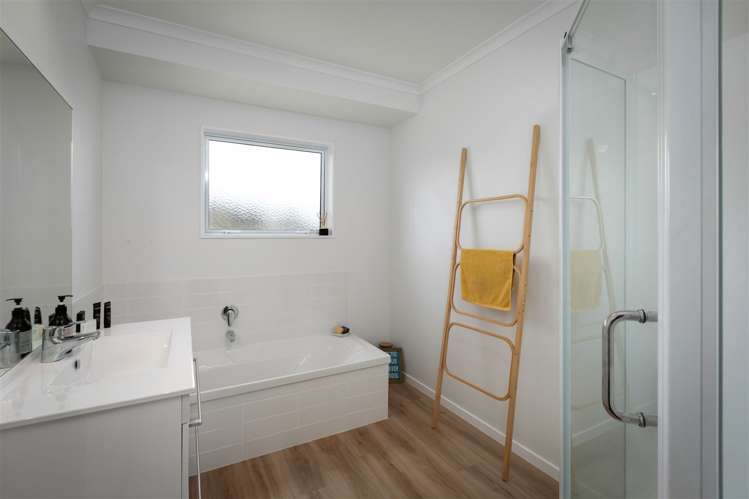 8 Sandy Place Waihi Beach_12