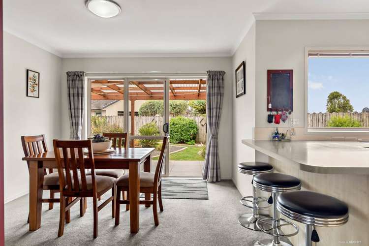 32 Ploughmans Avenue Pukekohe_6