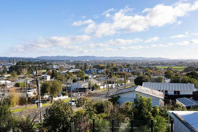 11 Chalmers Street Avondale_36
