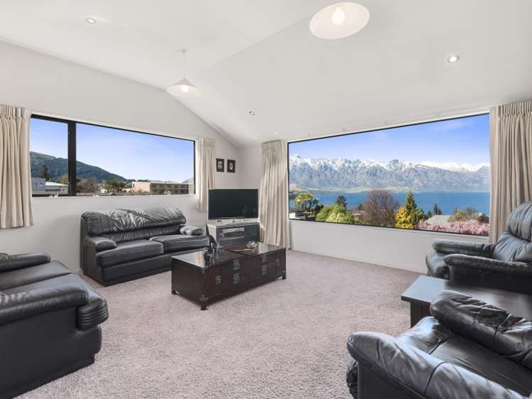4 Aspen Grove Fernhill/Sunshine Bay_1