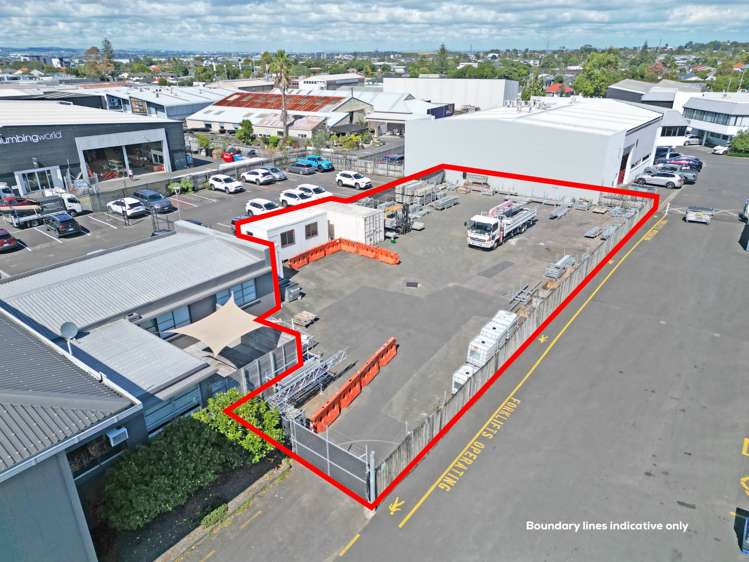 West Yard/54 Lunn Avenue_0