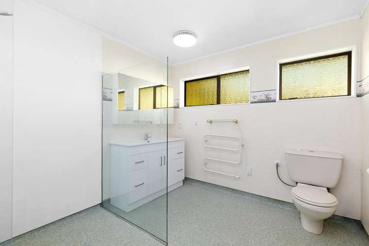 2/28 Marlborough Street Silverstream_18