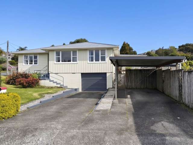 Peaceful Family Home In Te Kamo