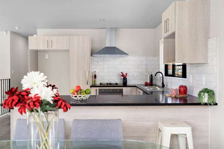 5 Younger Lane Massey_0