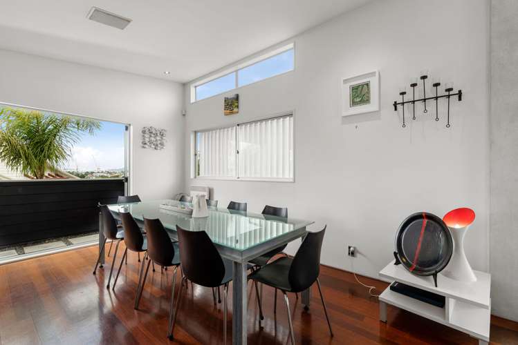 45 Williamson Avenue Belmont_5