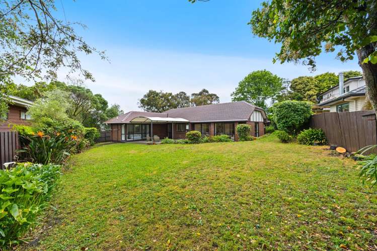 33 Voltaire Court Botany Downs_15