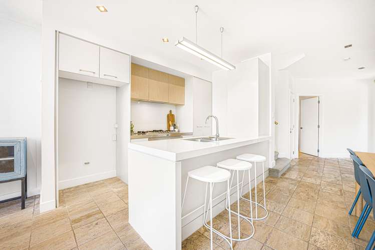 6 Little Compton Mews Snells Beach_9