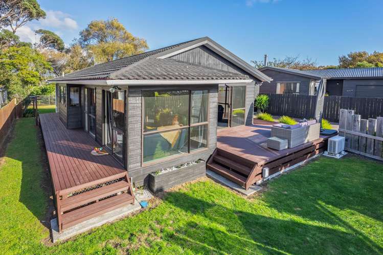 16 The Avenue Otaki Beach_14