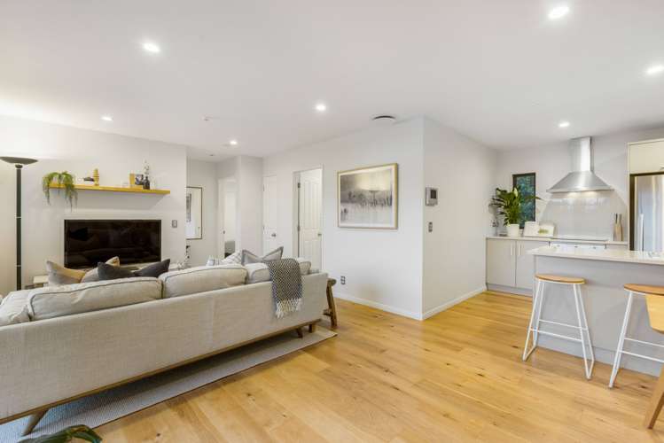 15/7 The Avenue Albany_8