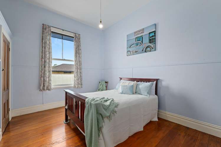 42 Dillons Point Road Islington_12