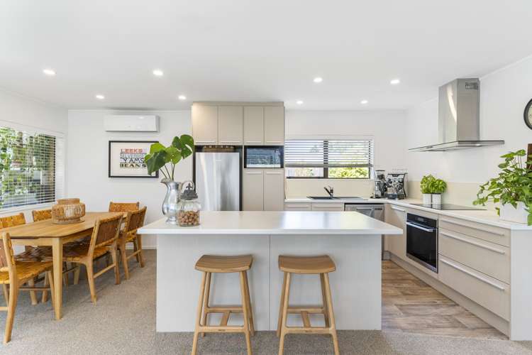 2/91 Kiwi Road Point Chevalier_5